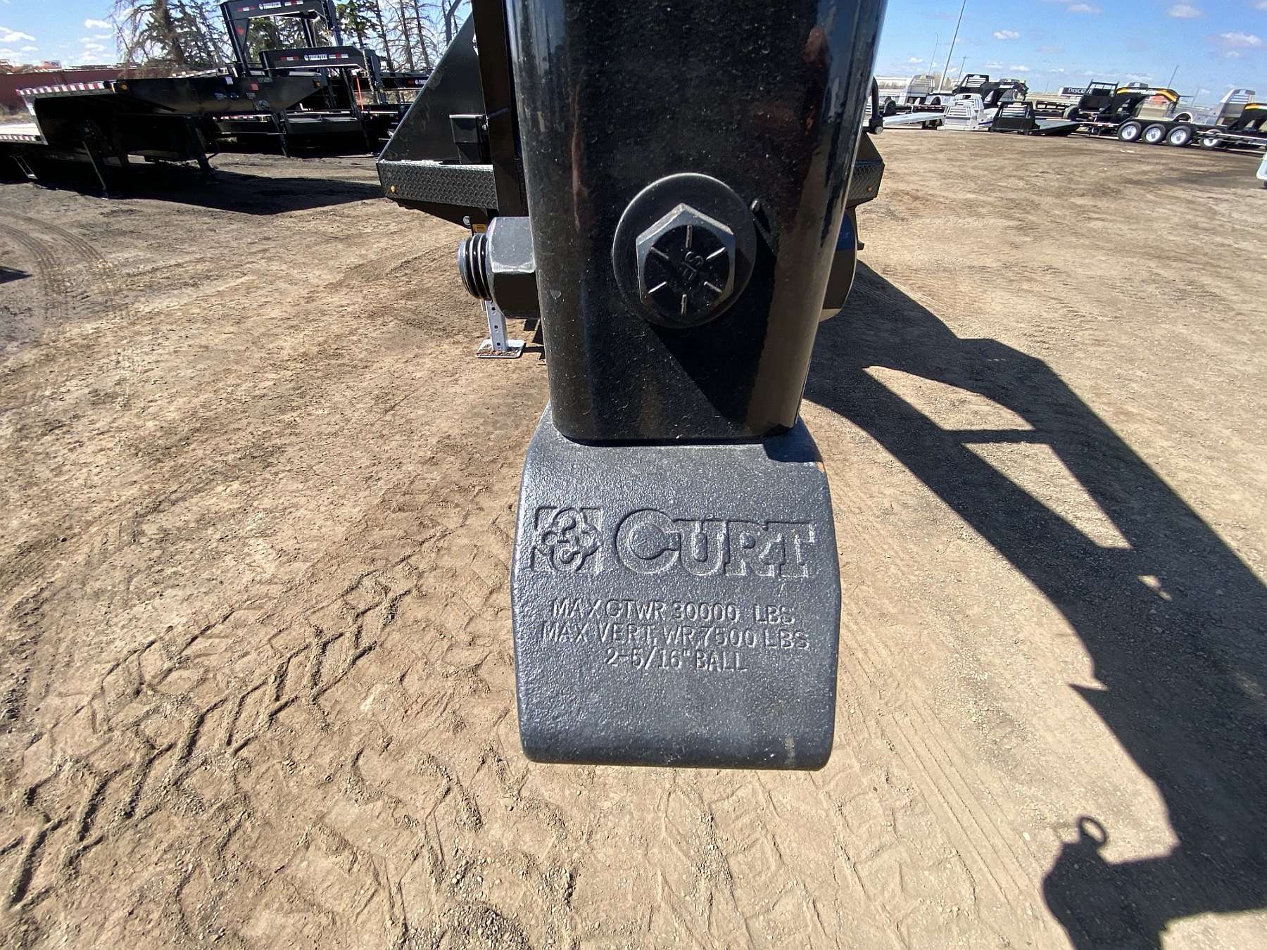 2026 Diamond C FMAX212- 32' Gooseneck Trailer