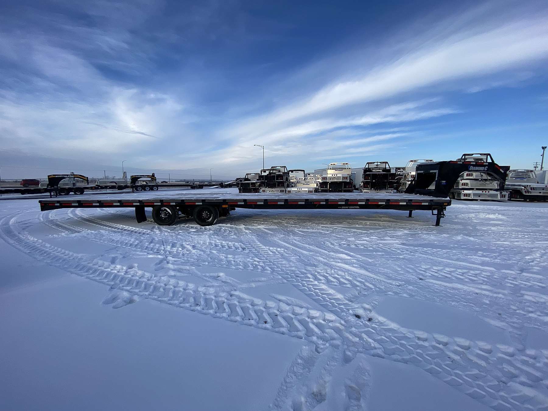 2026 Diamond C FMAX212 40' Gooseneck Trailer