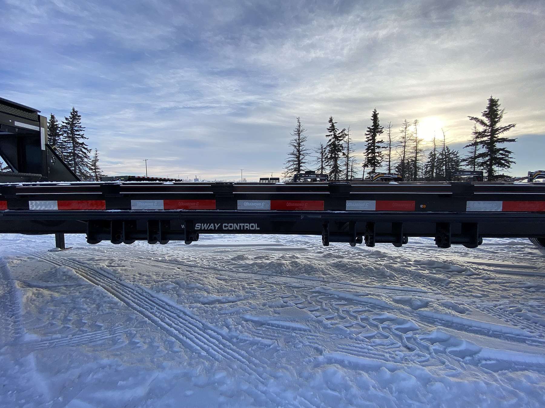 2026 Diamond C FMAX212 40' Gooseneck Trailer