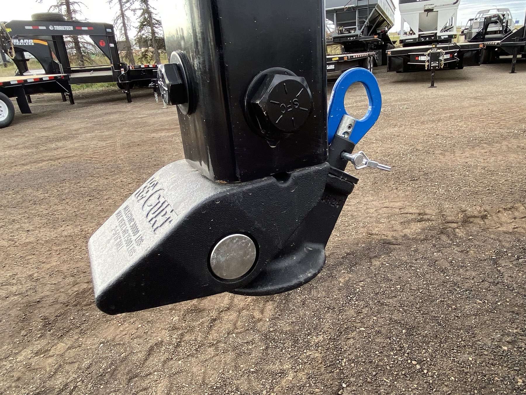 2026 Diamond C FMAX212- 40' Gooseneck Trailer