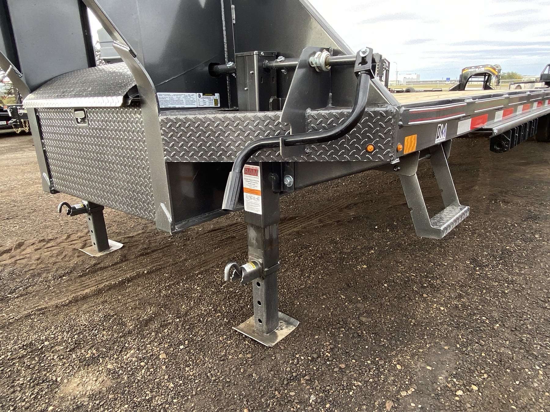 2026 Diamond C FMAX212- 40' Gooseneck Trailer