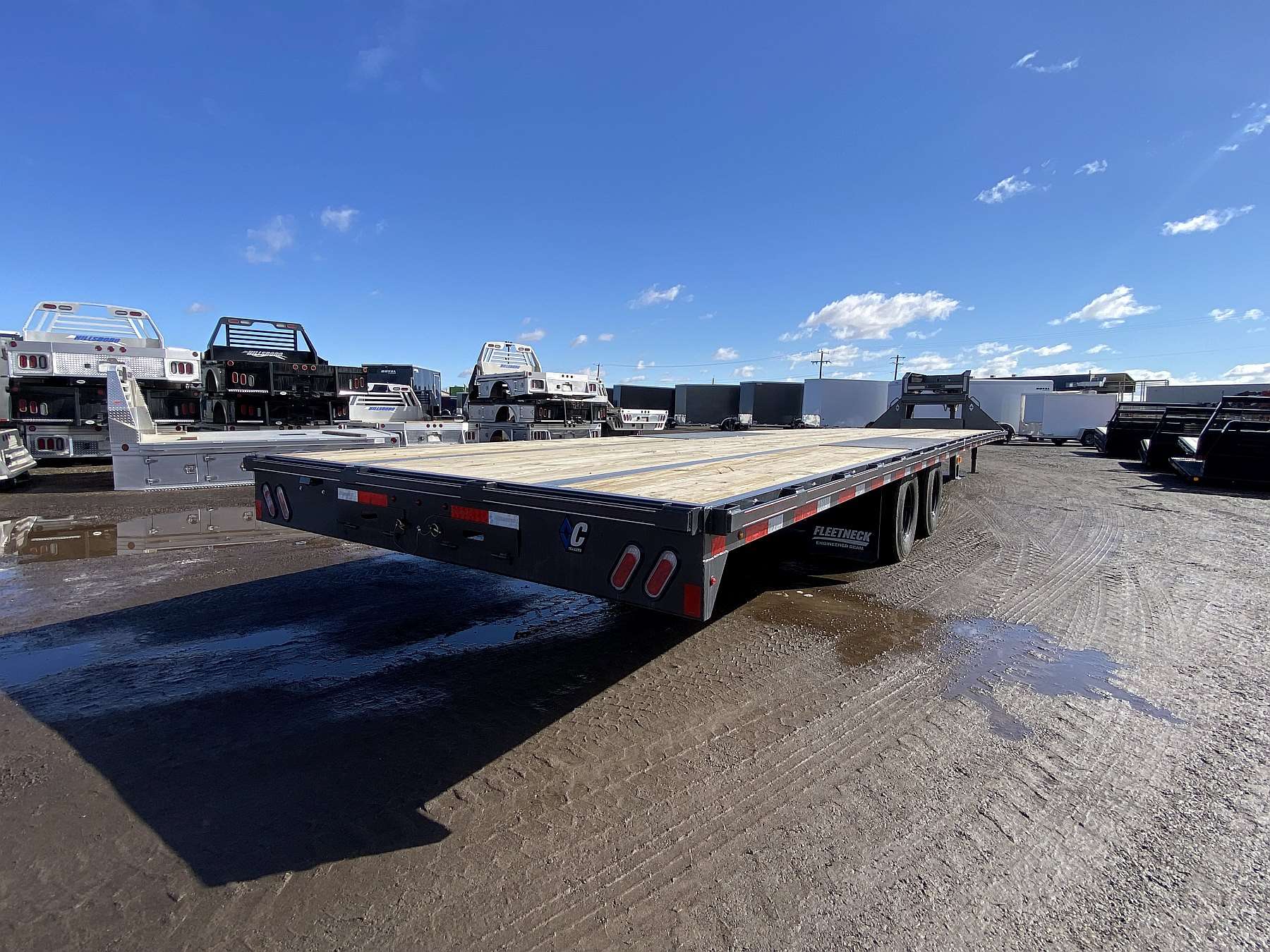 2026 Diamond C FMAX212- 40' Gooseneck Trailer