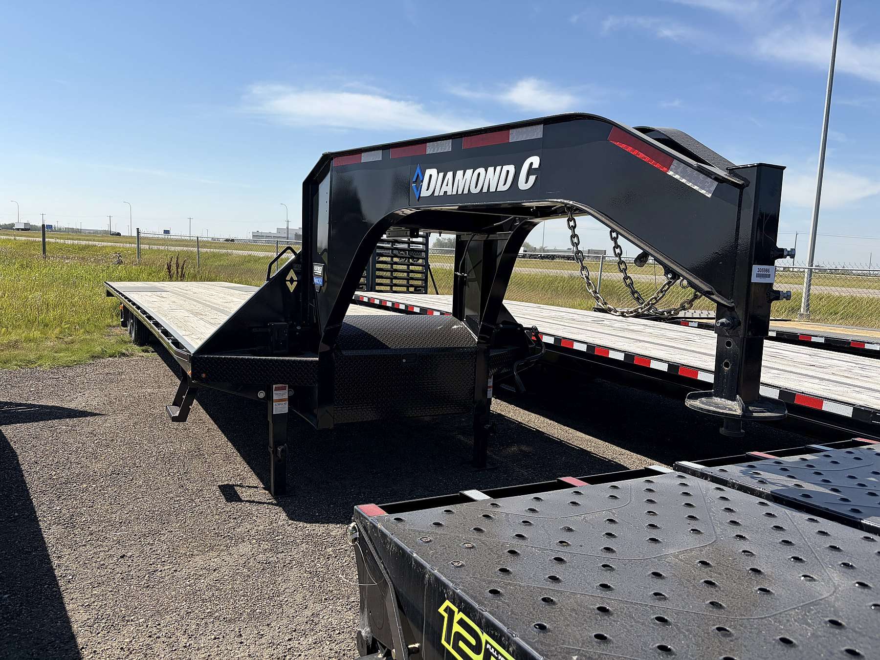 2026 Diamond C FMAX212 40' Gooseneck Trailer