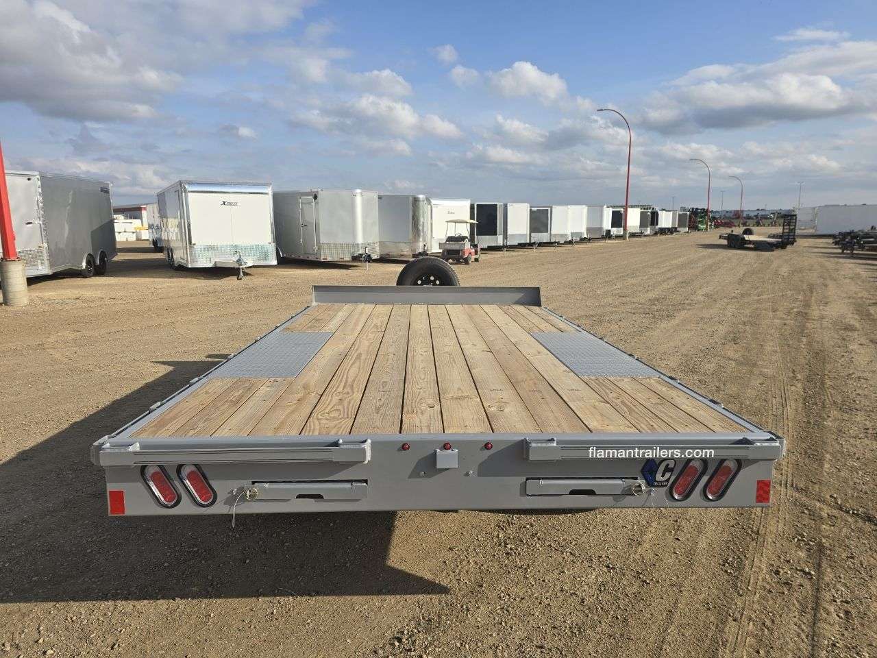 2026 Diamond C GDD 8'6" x 14' Deckover Trailer