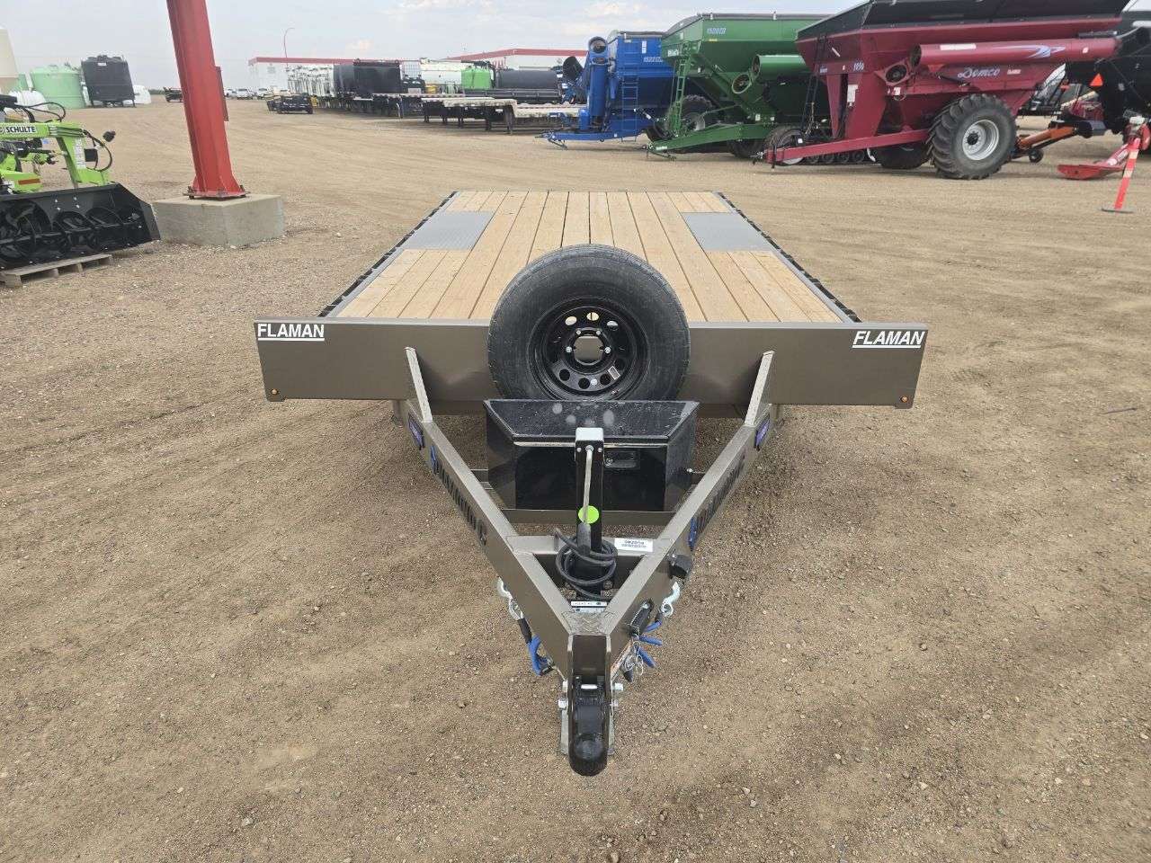 2026 Diamond C GDD 8'6" x 16' Deckover Trailer