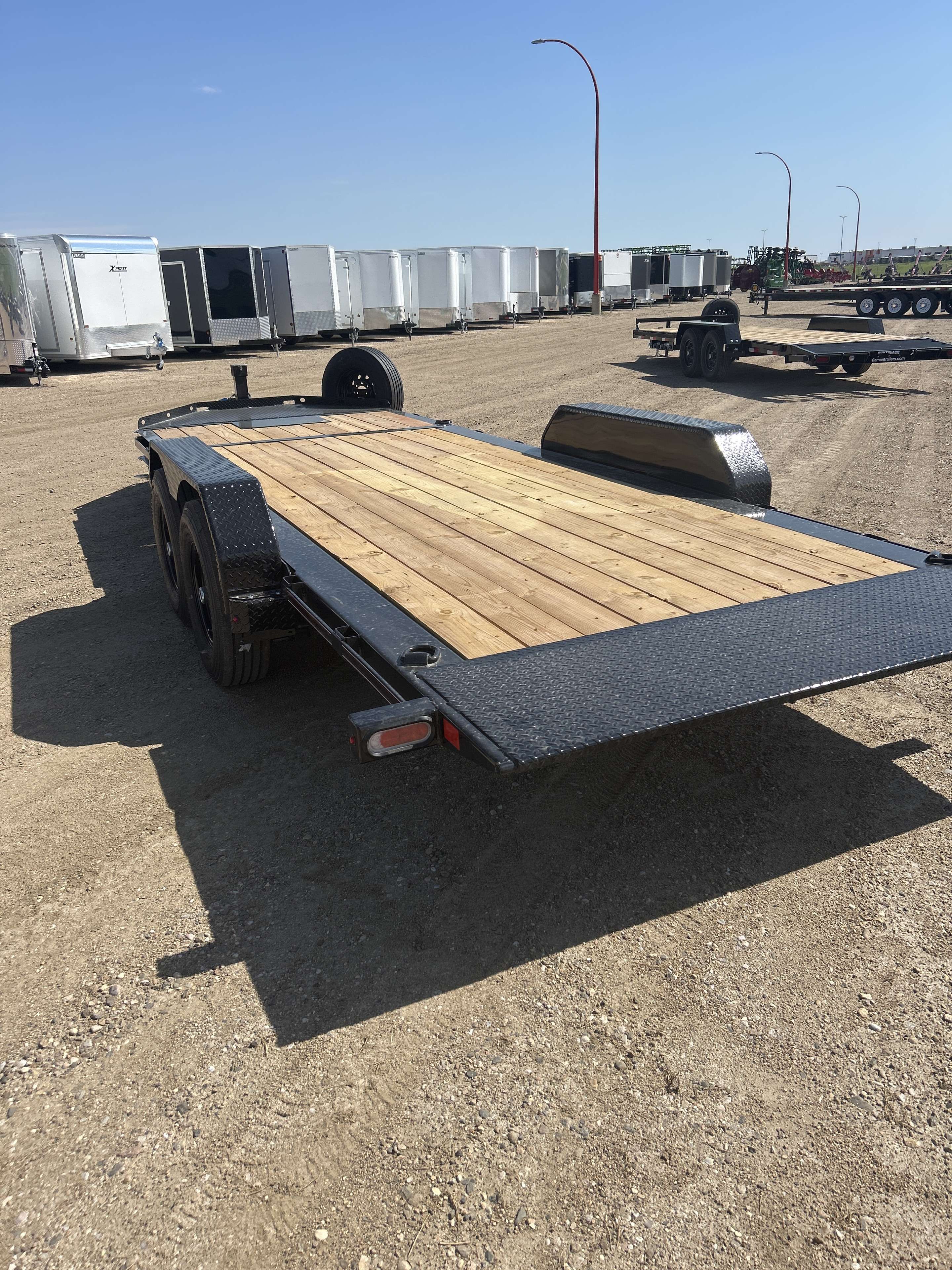 2026 Diamond C HDT 8'6" x 20' Partial Tilt Trailer