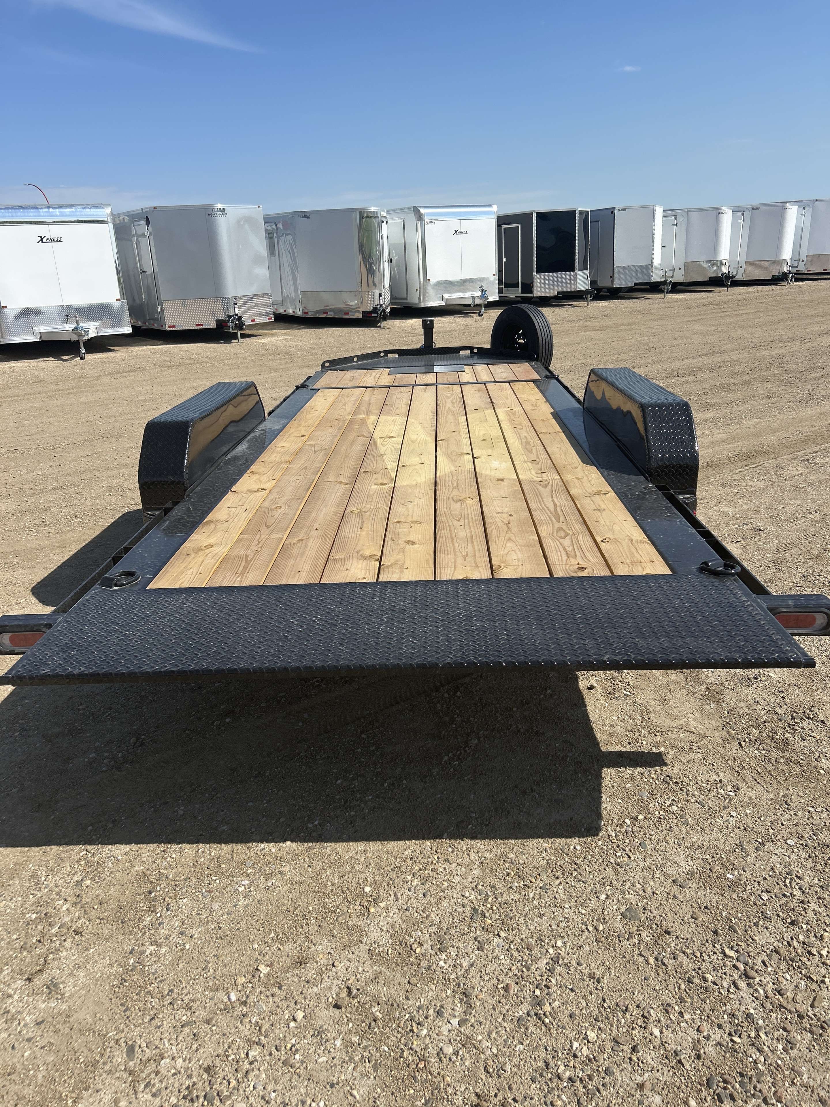 2026 Diamond C HDT 8'6" x 20' Partial Tilt Trailer