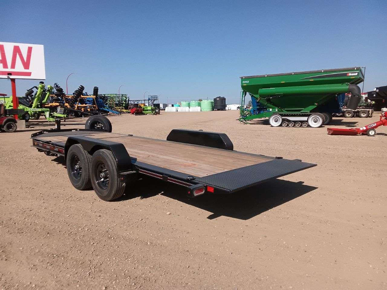 2026 Diamond C HDT 8'6" x 20' Partial Tilt Trailer