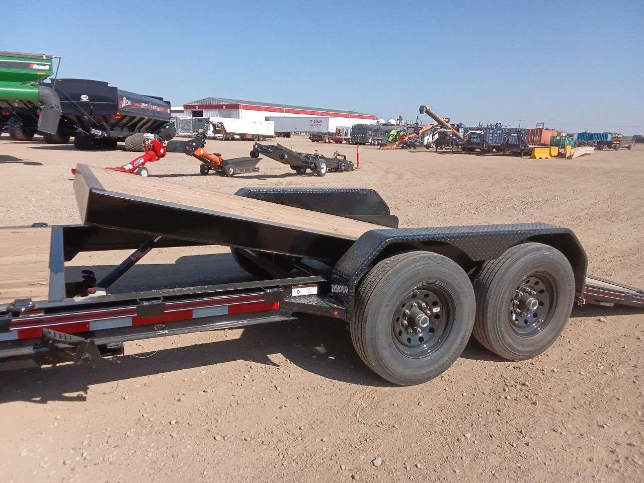 2026 Diamond C HDT 8'6" x 20' Partial Tilt Trailer