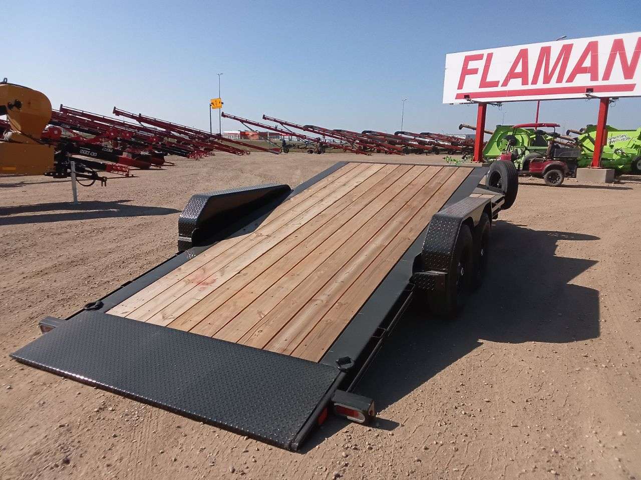 2026 Diamond C HDT 8'6" x 20' Partial Tilt Trailer