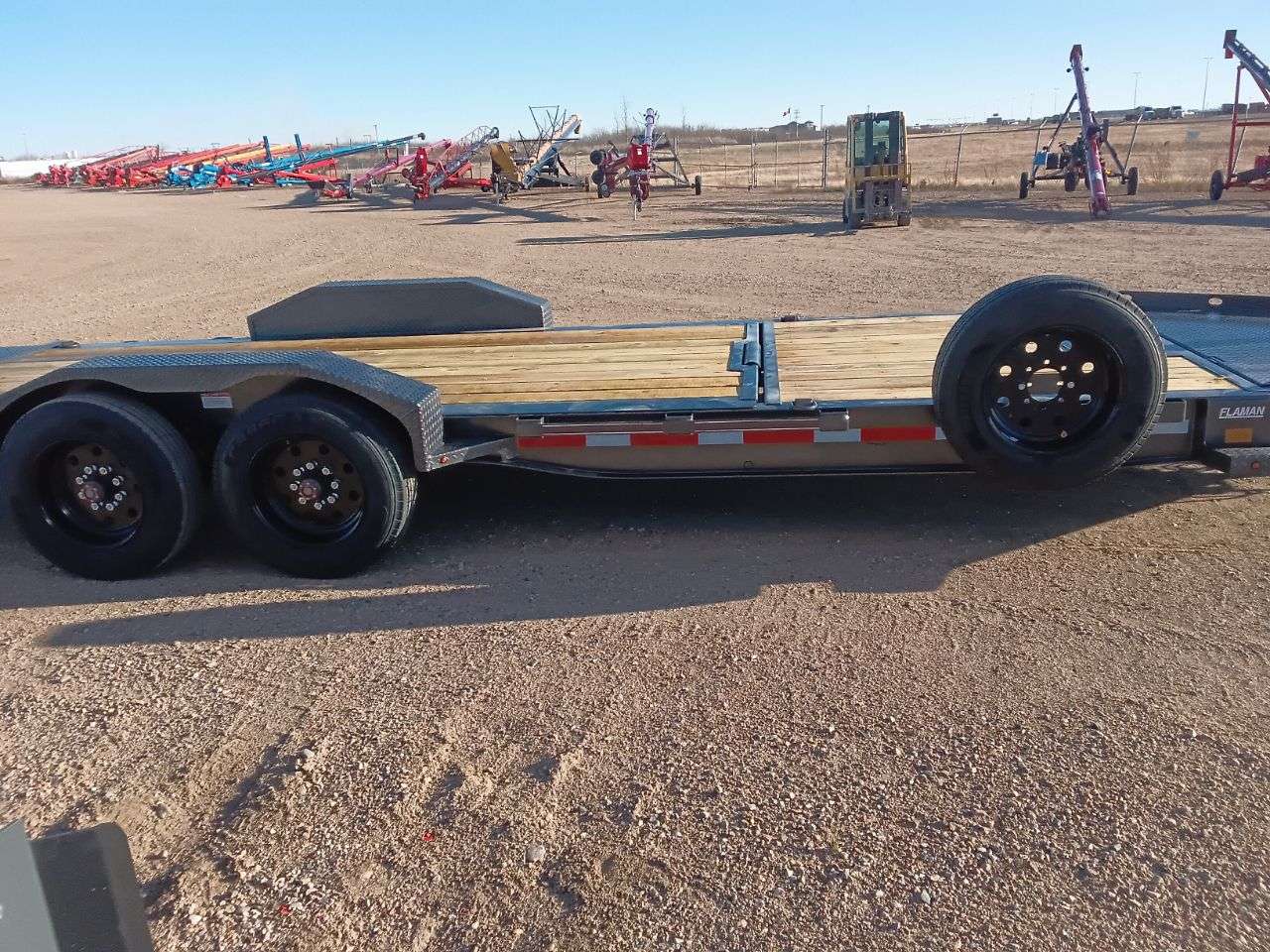2026 Diamond C HDT 8'6" x 22' Partial Tilt Trailer