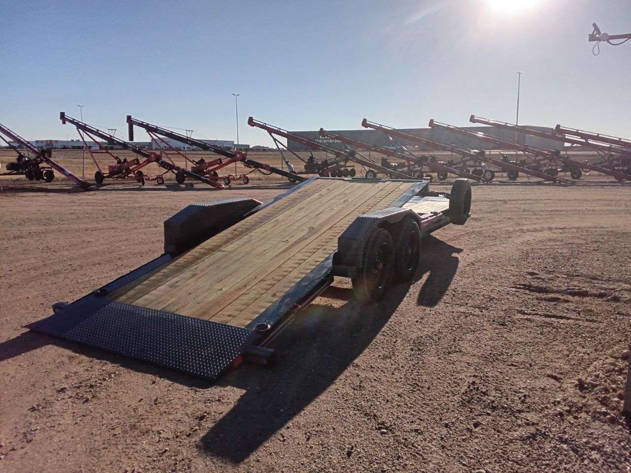 2026 Diamond C HDT 8'6" x 22' Partial Tilt Trailer