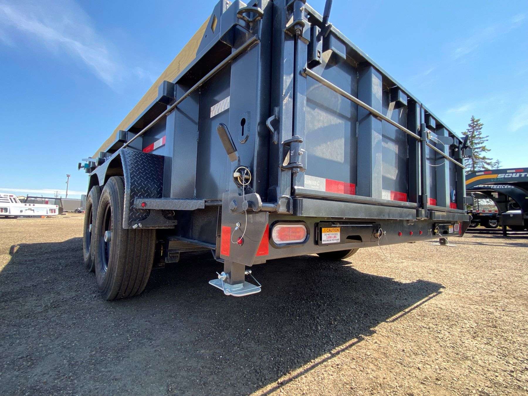 2026 Diamond C LPT207- 14' HD Dump Trailer
