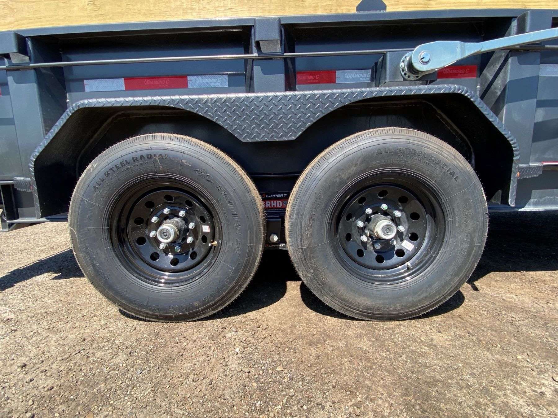 2026 Diamond C LPT207- 14' HD Dump Trailer