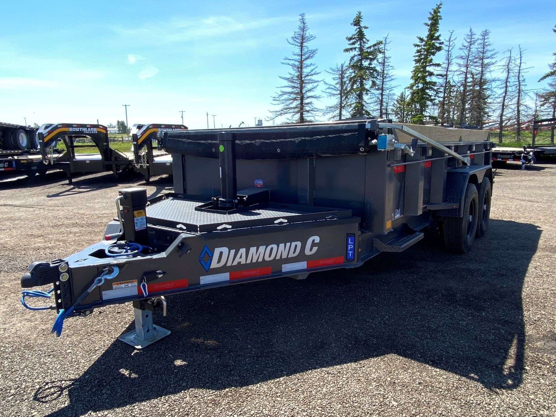 2026 Diamond C LPT207- 14' HD Dump Trailer