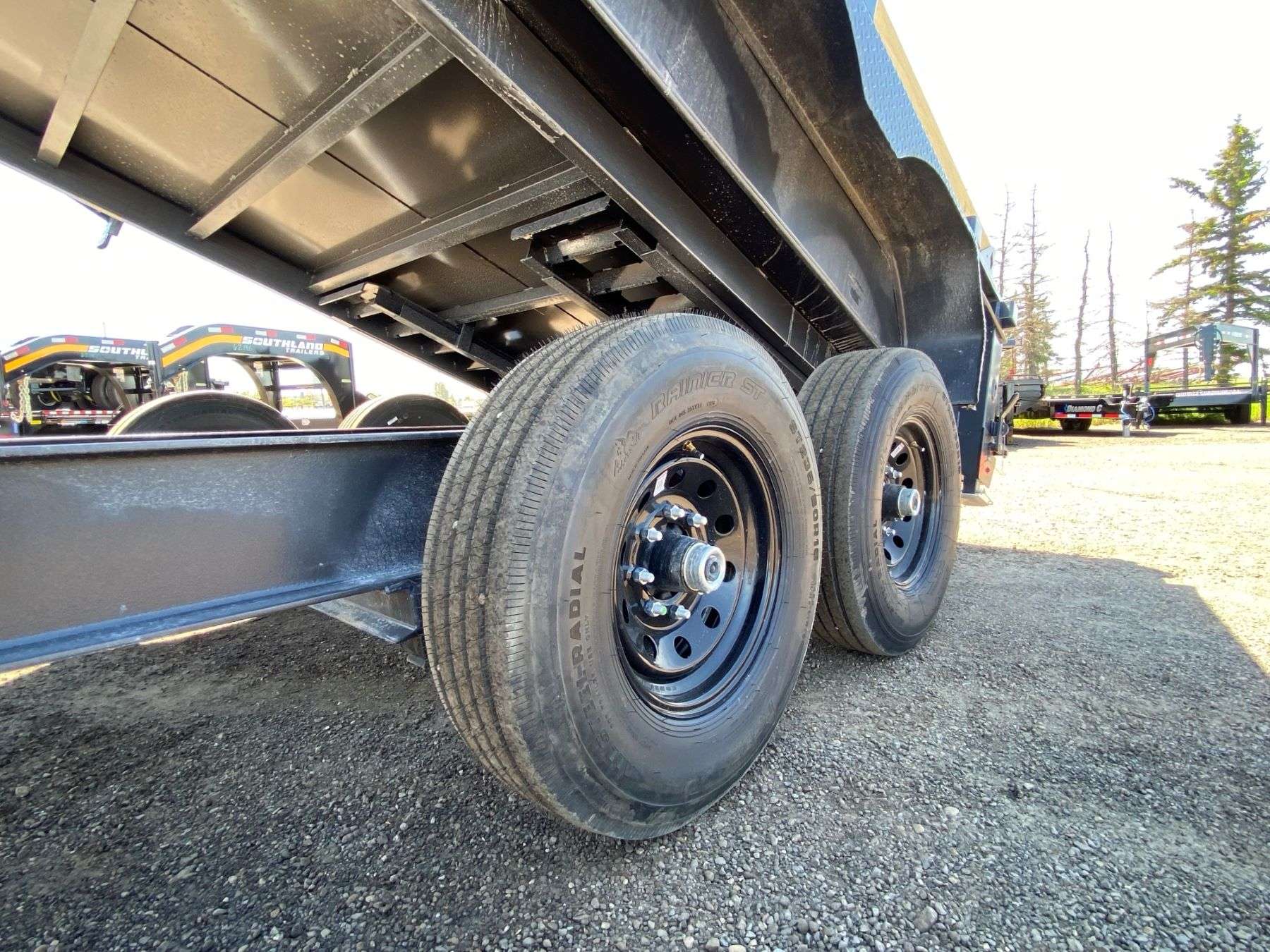 2026 Diamond C LPT207- 14' HD Dump Trailer