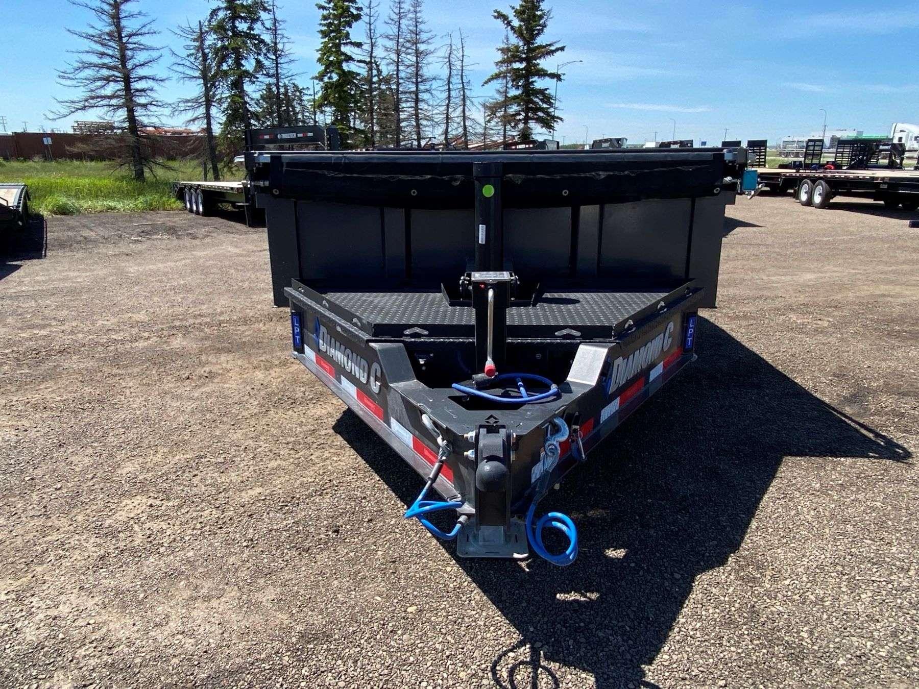 2026 Diamond C LPT207- 14' HD Dump Trailer