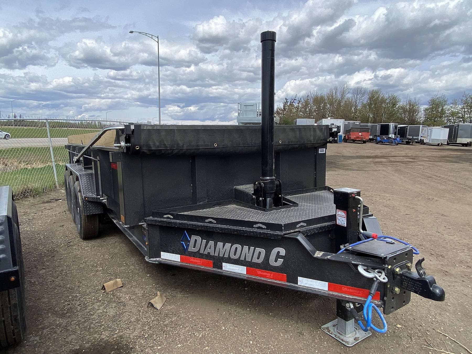 2026 Diamond C LPT307 16' Dump Trailer
