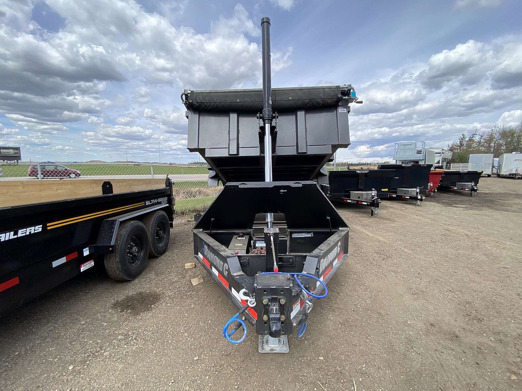 2026 Diamond C LPT307 16' Dump Trailer