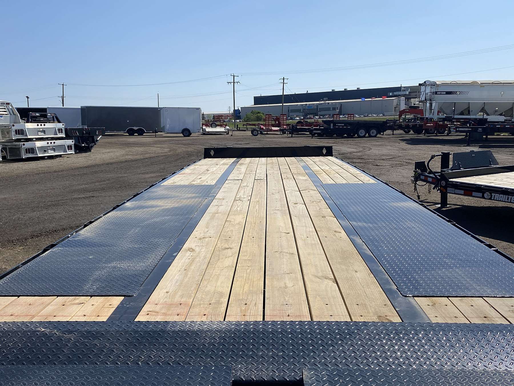 2026 Diamond C PX310- 30' Pintle Hitch Trailer