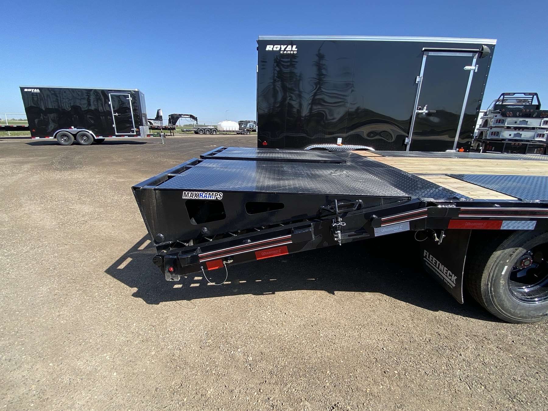 2026 Diamond C PX310- 30' Pintle Hitch Trailer