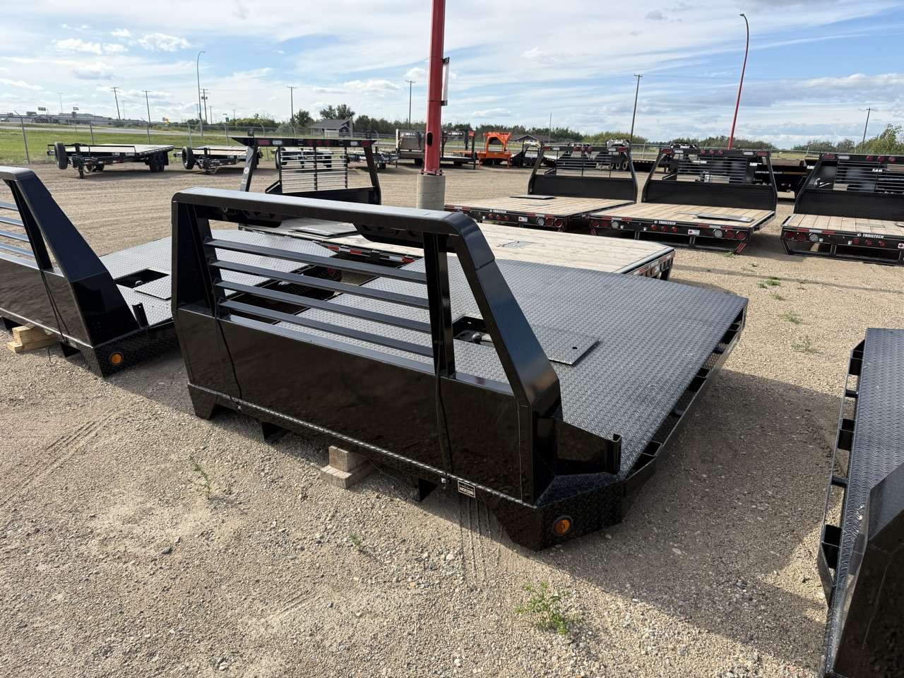 2026 Hillsboro 8'6" Dually Flat Truck Deck - Ford