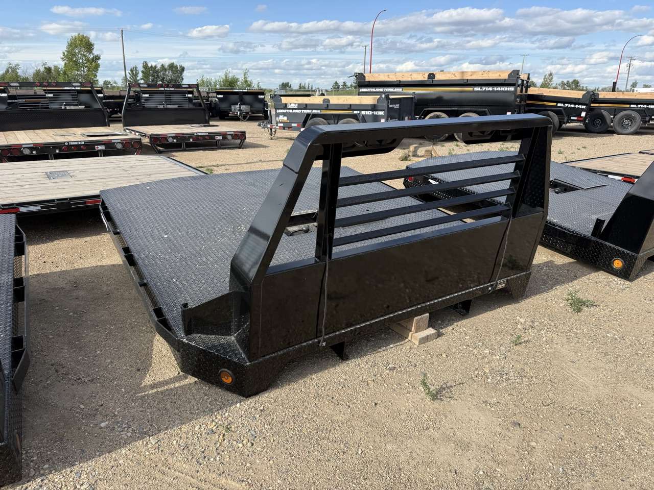 2026 Hillsboro 8'6" Dually Flat Truck Deck - Ford