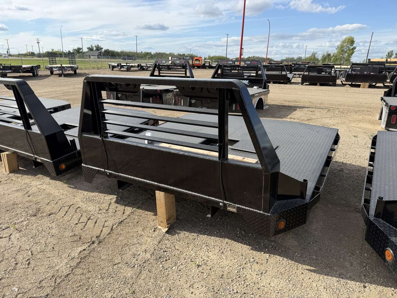 2026 Hillsboro 8'6" Dually Flat Truck Deck - GM/RAM