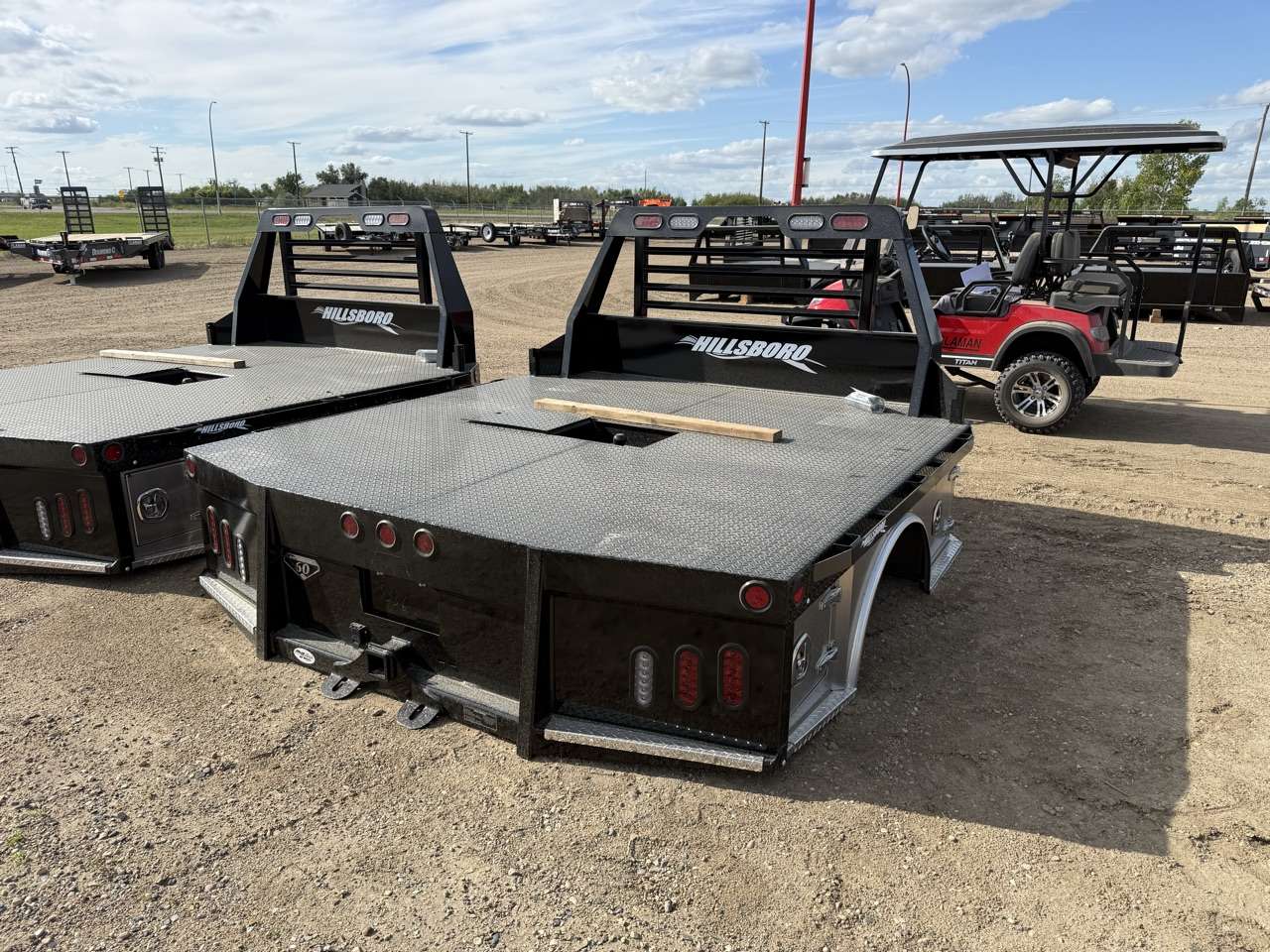 2026 Hillsboro 8'6" Dually Hybrid Truck Deck - RAM