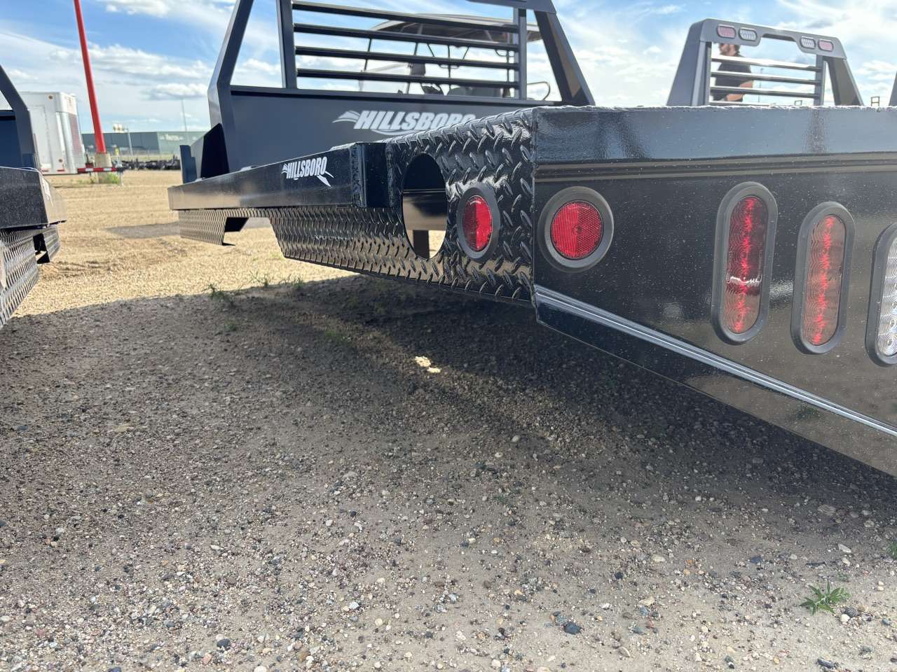 2026 Hillsboro 9'4" Dually Flat Truck Deck - Ford/GM/RAM