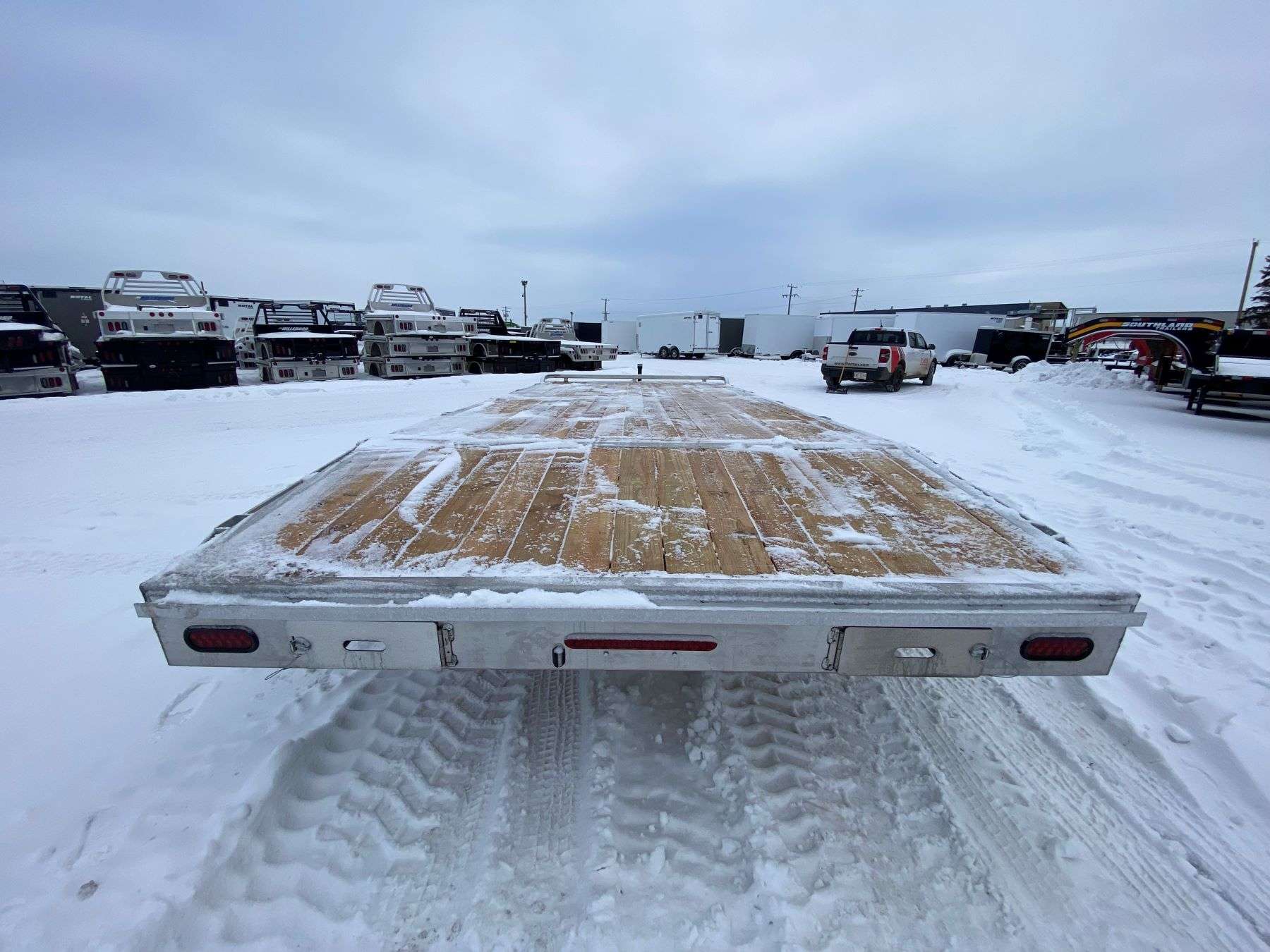 2026 Legend 20' Medium Duty Deck Over Trailer