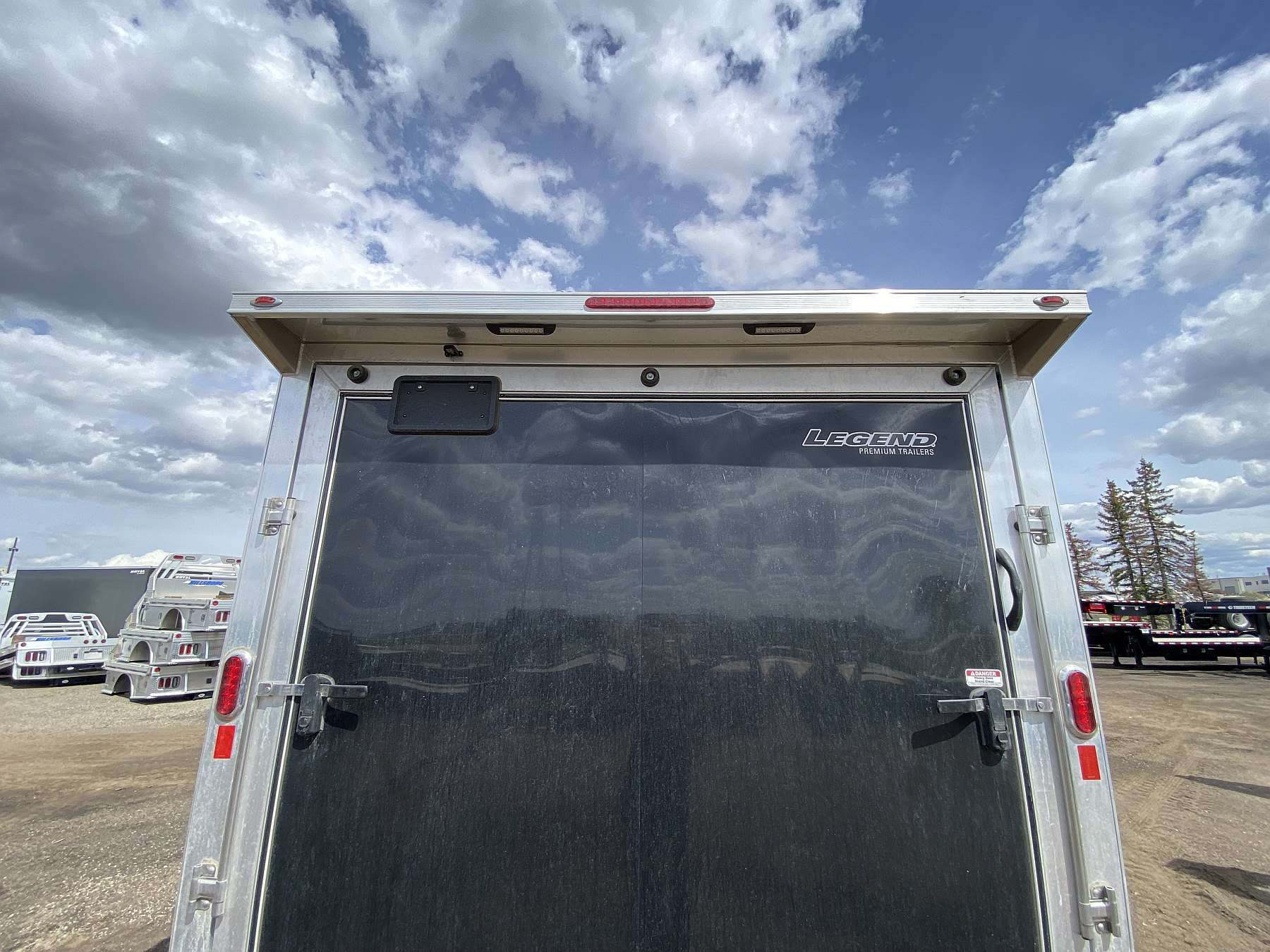 2026 Legend 8.5'x24' Trailmaster Race Series Aluminum Cargo
