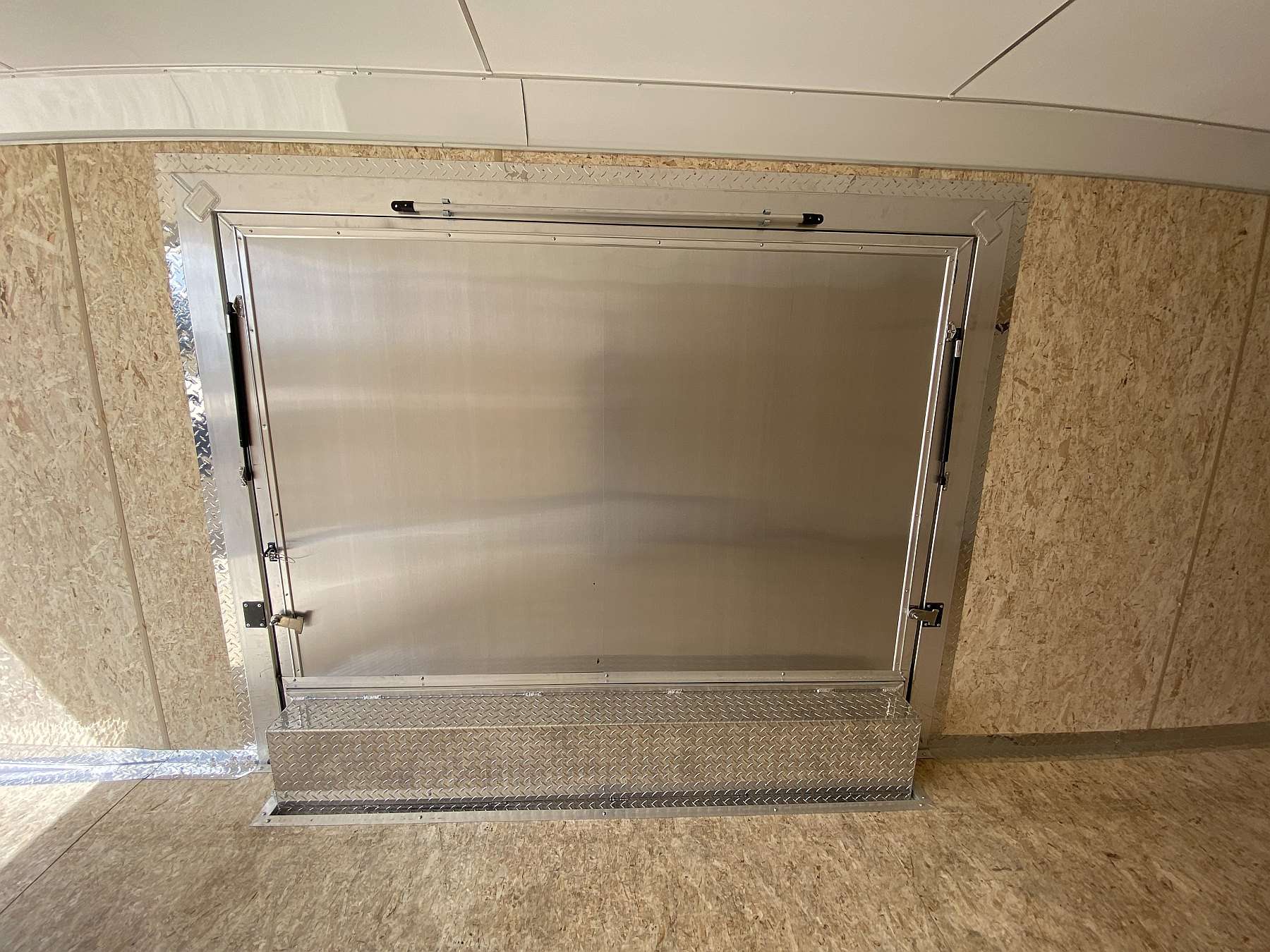 2026 Legend 8.5'x24' Trailmaster Race Series Aluminum Cargo