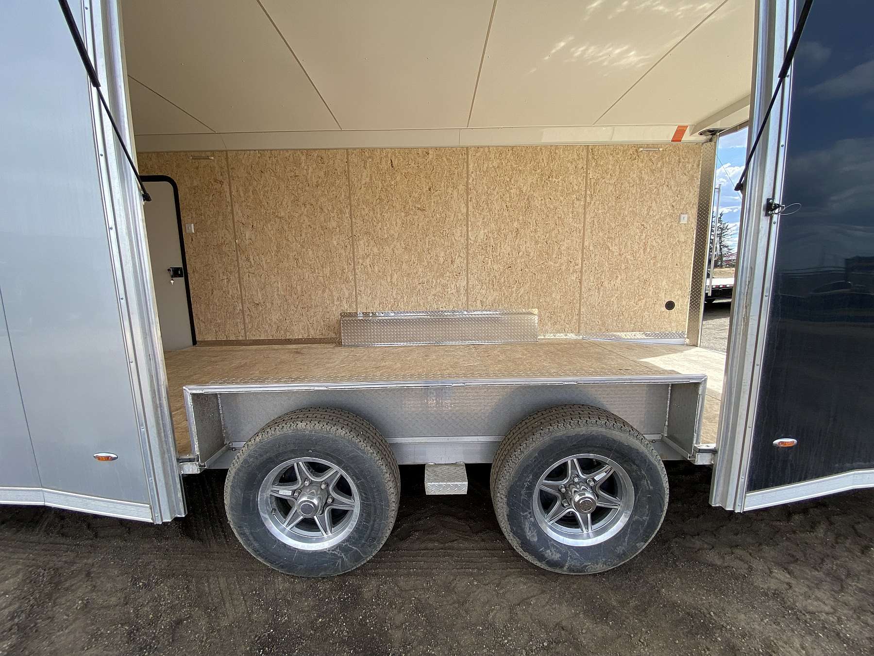 2026 Legend 8.5'x24' Trailmaster Race Series Aluminum Cargo