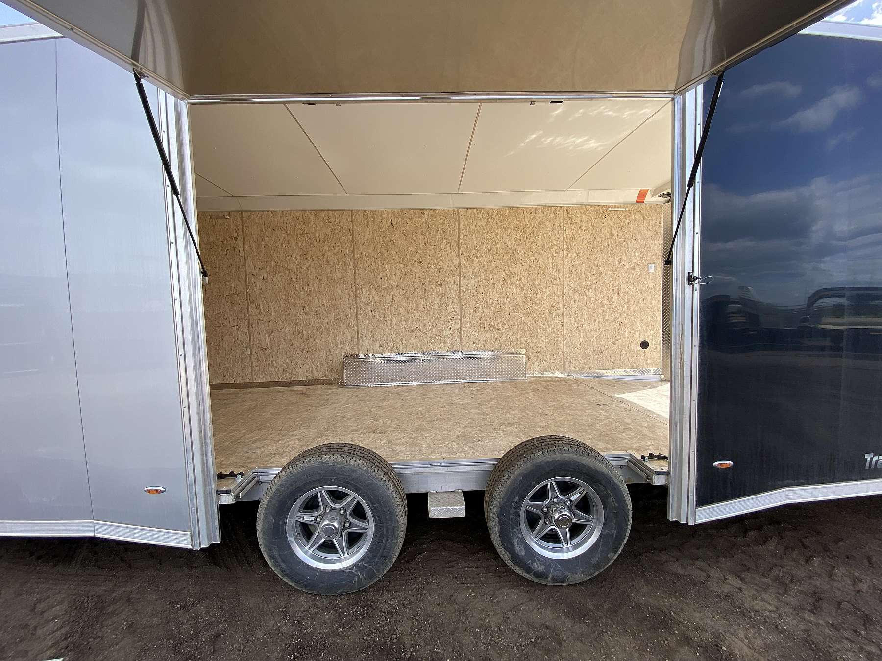 2026 Legend 8.5'x24' Trailmaster Race Series Aluminum Cargo