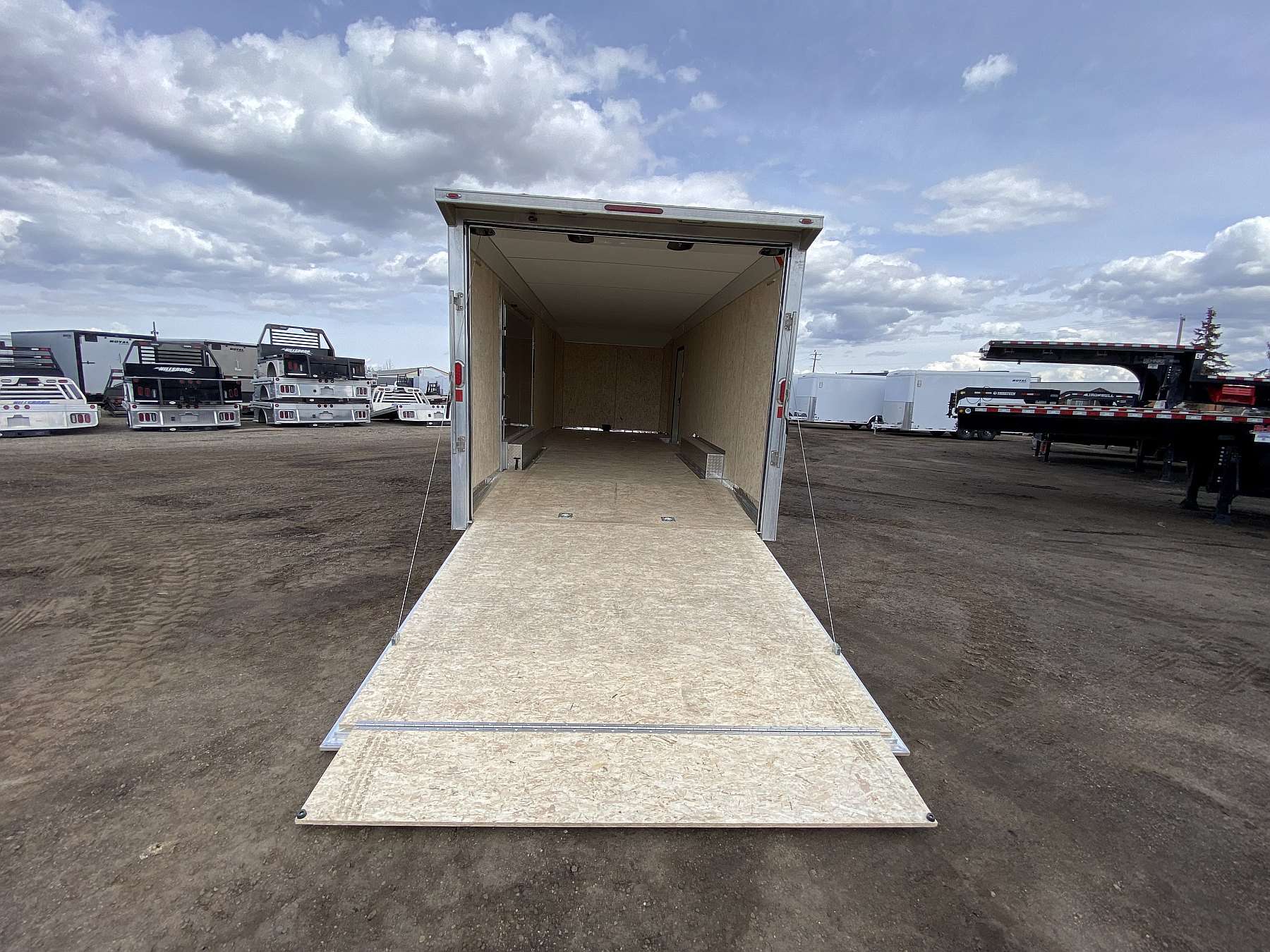 2026 Legend 8.5'x24' Trailmaster Race Series Aluminum Cargo