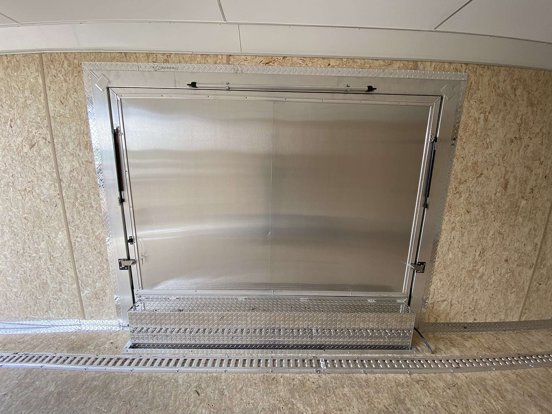 2026 Legend 8.5'x24' Trailmaster Race Series Aluminum Cargo