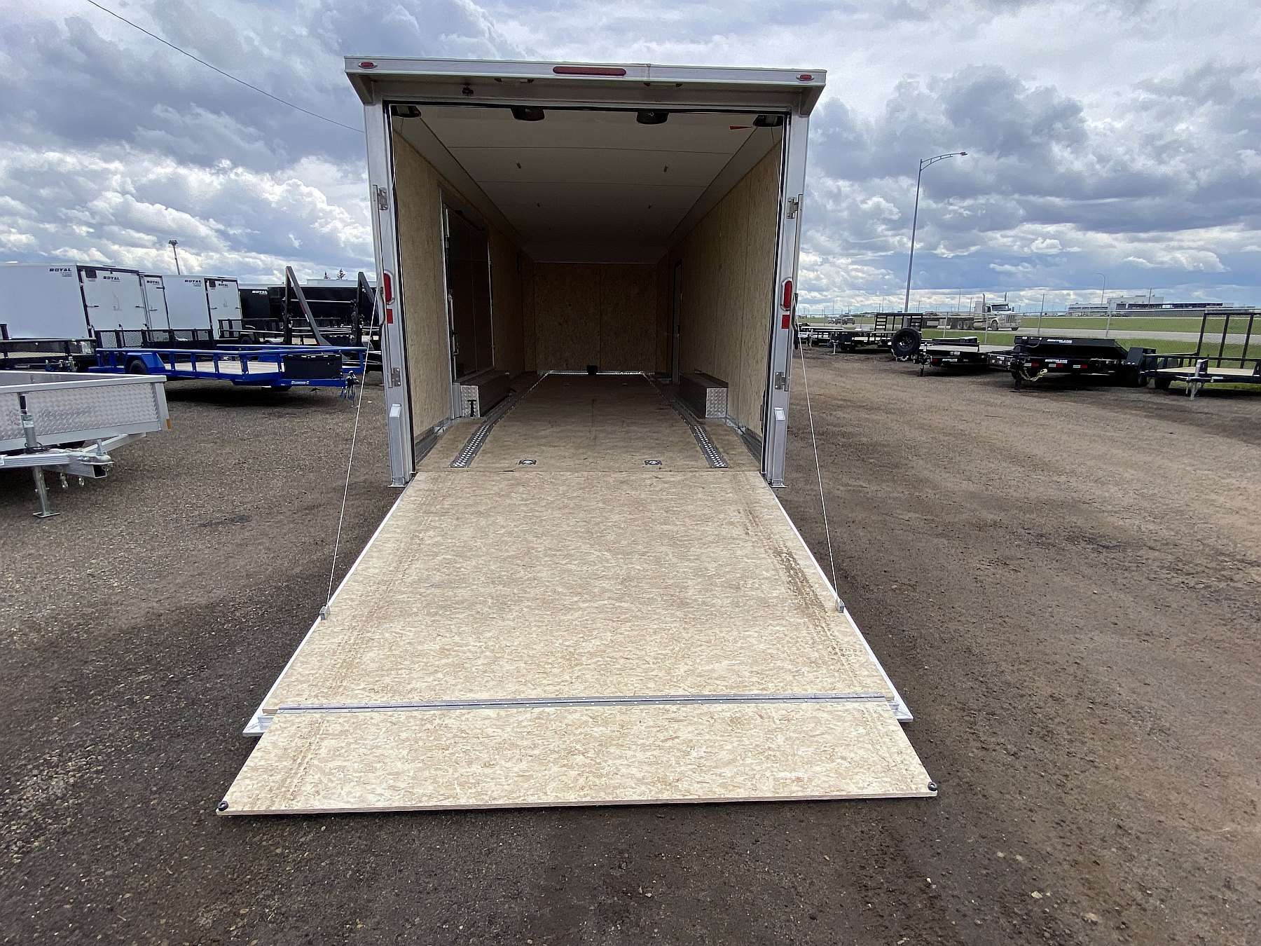 2026 Legend 8.5'x24' Trailmaster Race Series Aluminum Cargo
