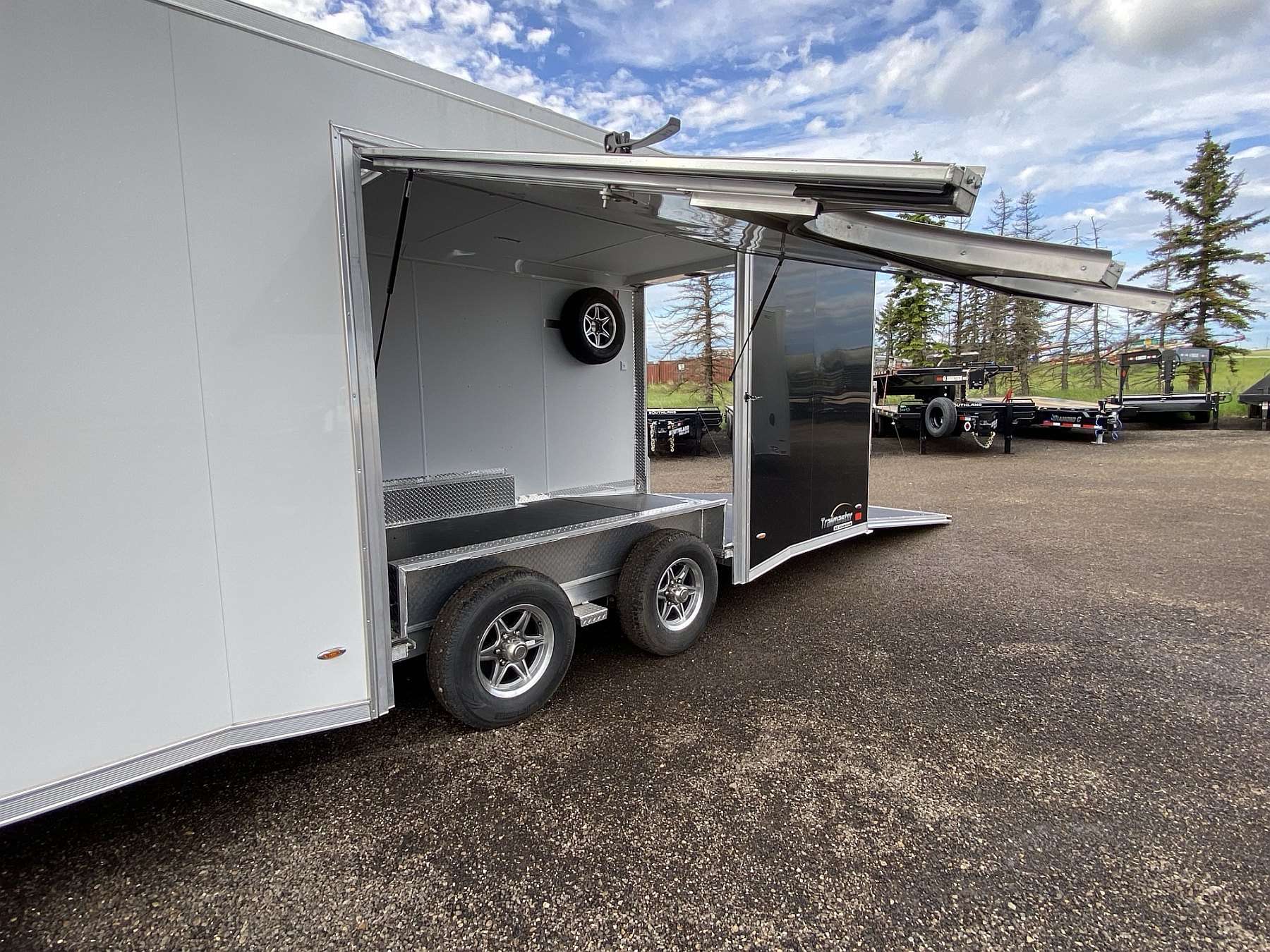 2026 Legend 8.5'x24' Trailmaster Race Series Aluminum Cargo