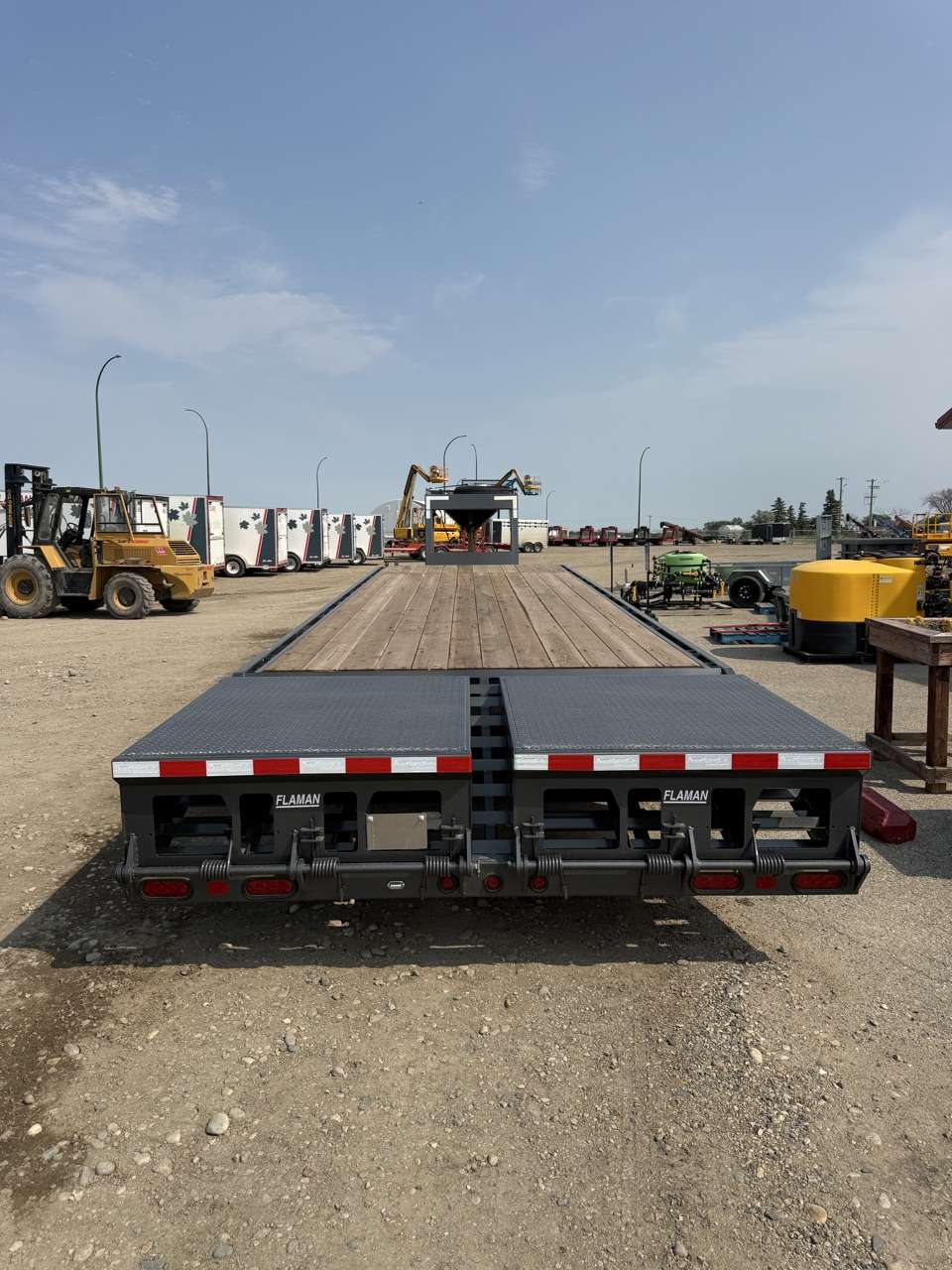 2026 Norbert 30' Gooseneck Beavertail Flat Deck Trailer