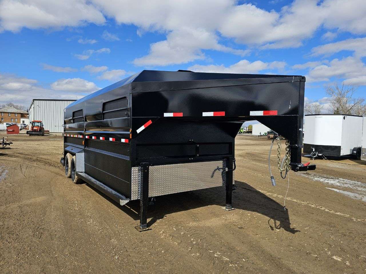 2026 Norbert 7'6" x 20' Gooseneck Livestock Trailer