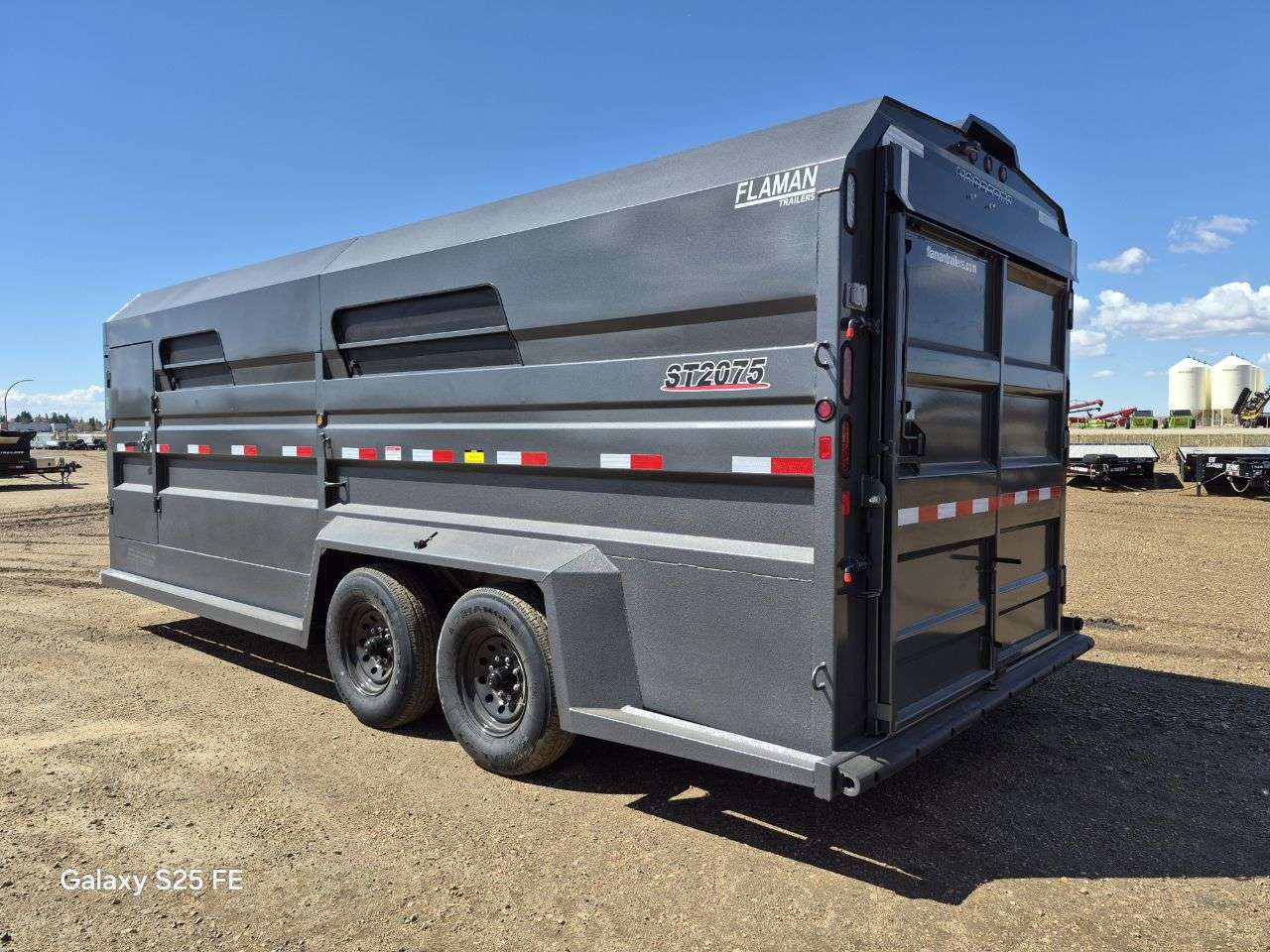 2026 Norbert 7'6" x 20' Gooseneck Livestock Trailer