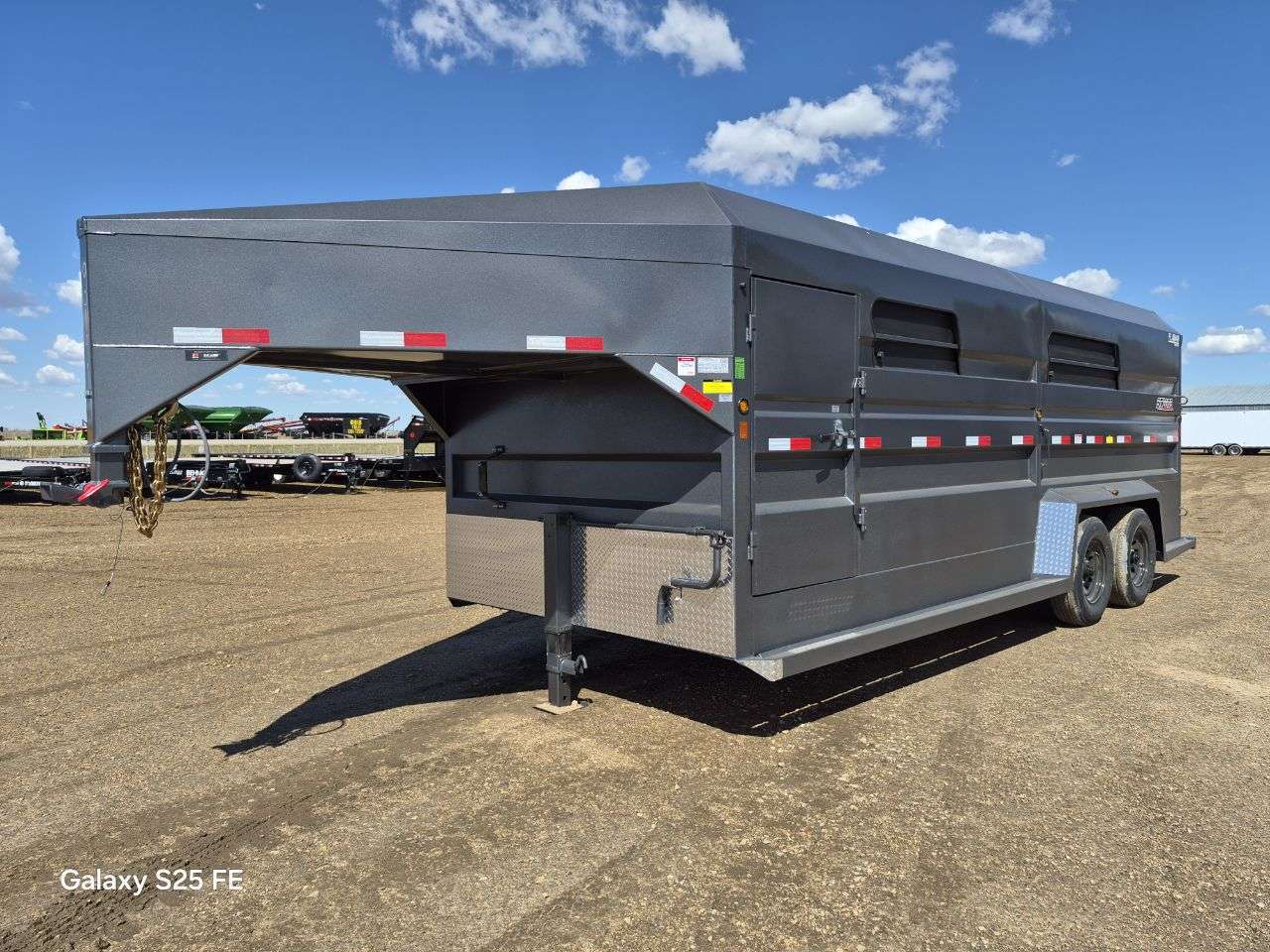 2026 Norbert 7'6" x 20' Gooseneck Livestock Trailer