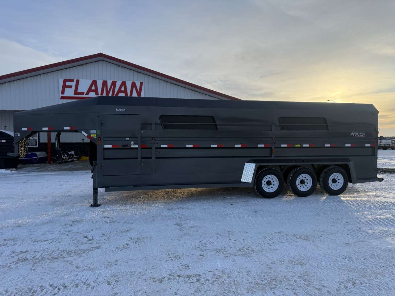 2026 Norbert 7'6" x 24' Gooseneck Livestock Trailer