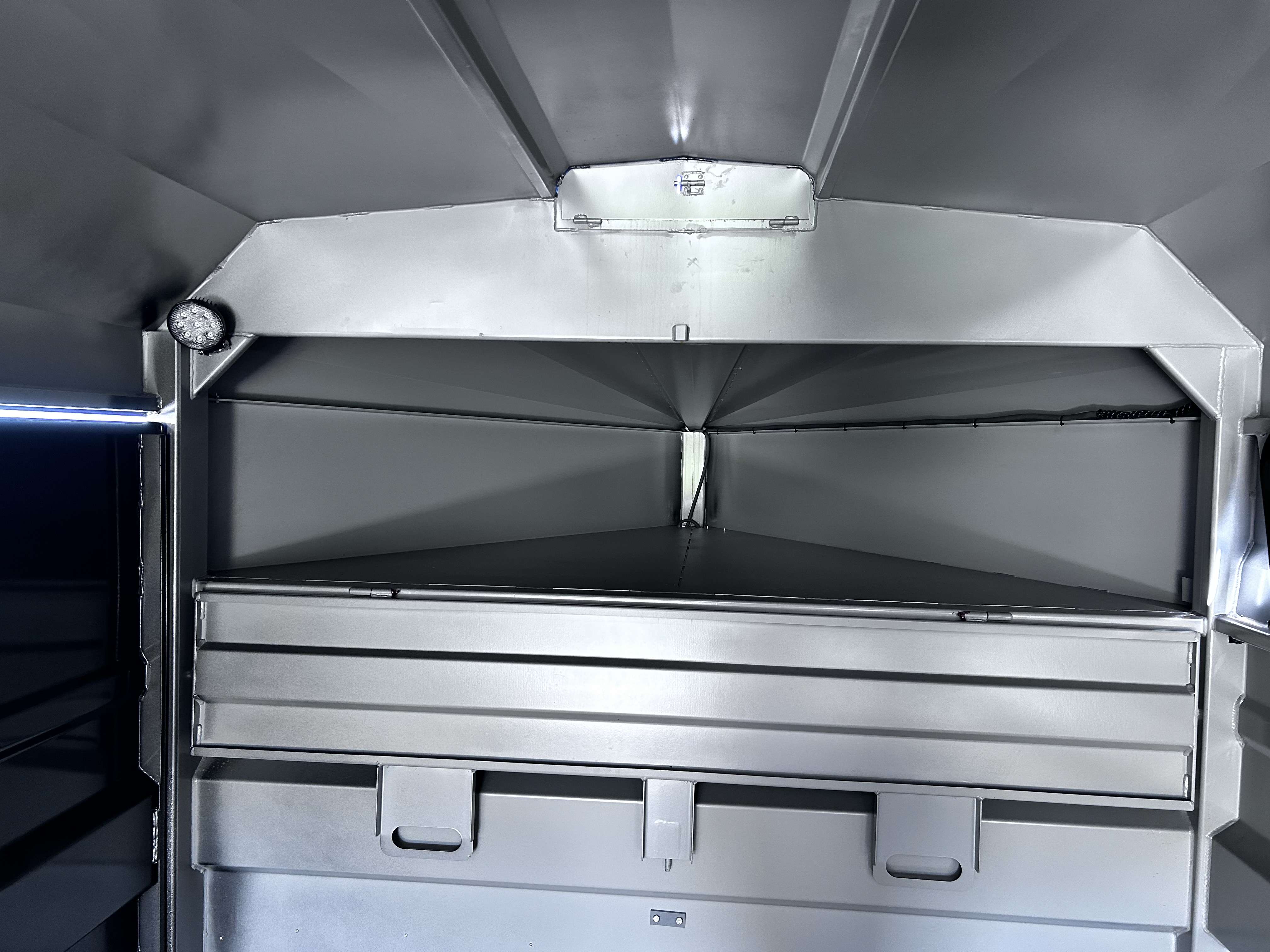 2026 Norbert 7'6" x 30' Gooseneck Livestock Trailer