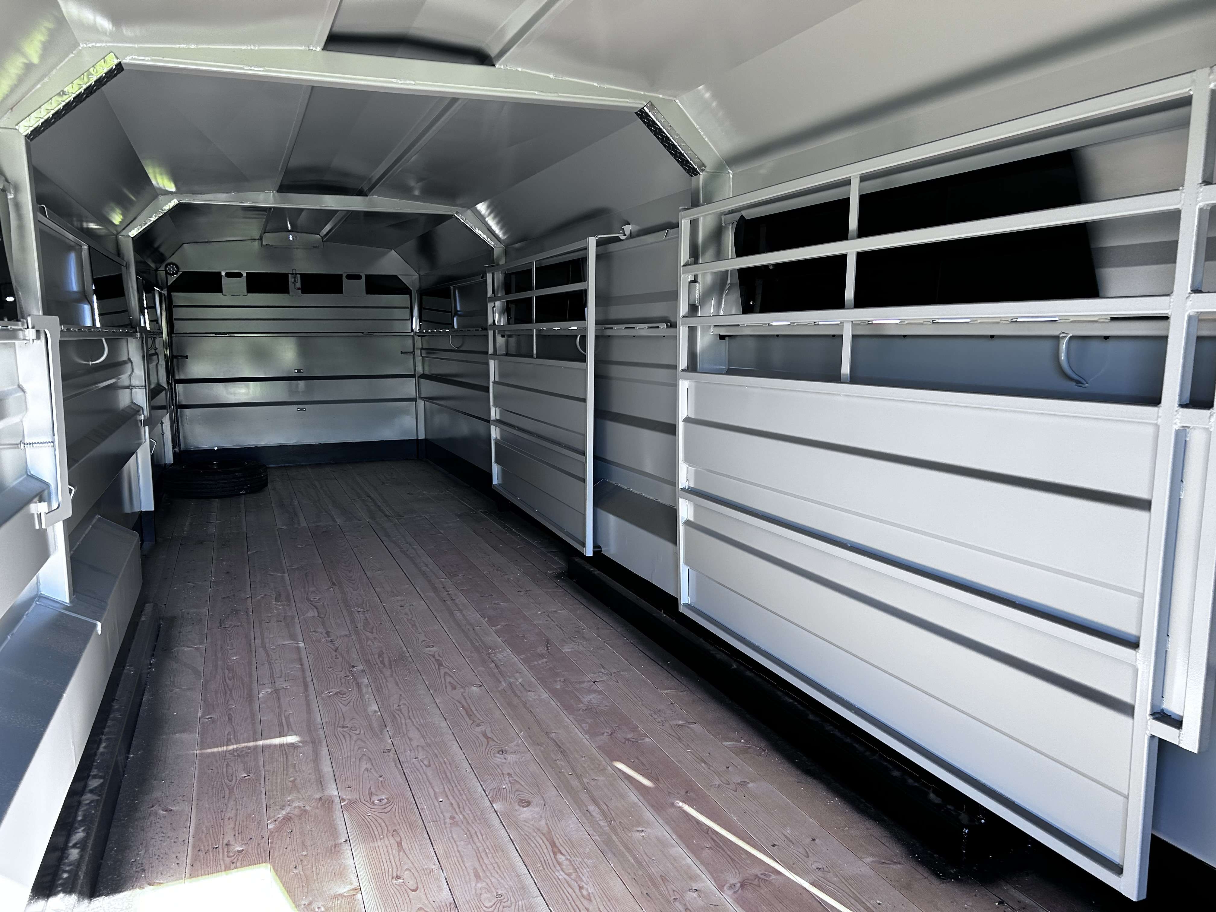 2026 Norbert 7'6" x 30' Gooseneck Livestock Trailer