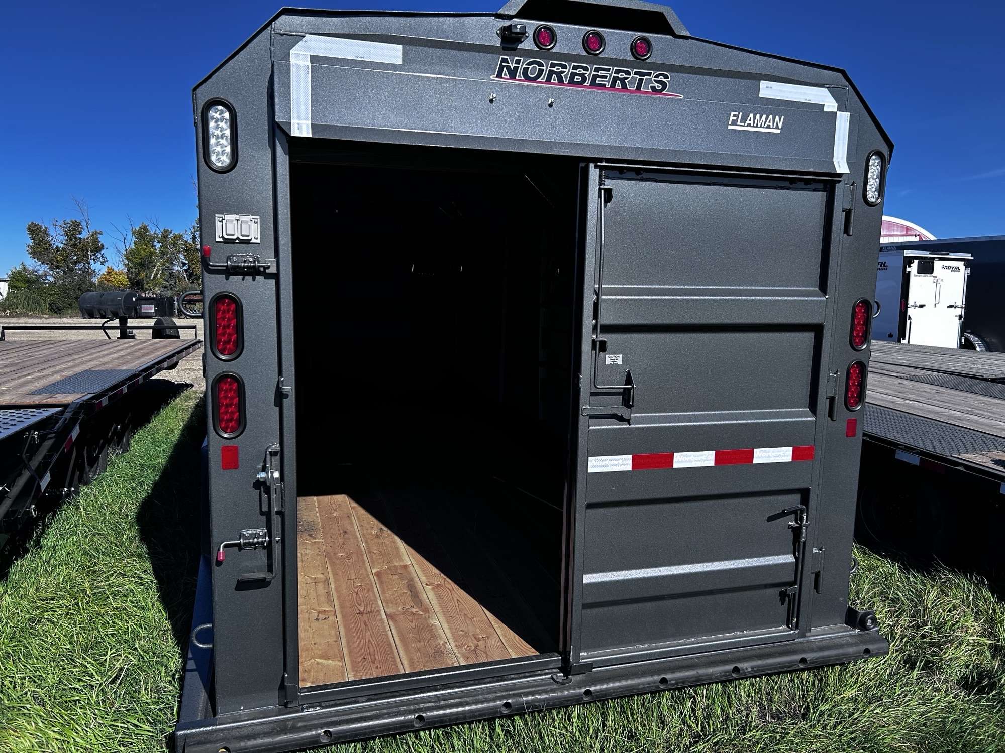 2026 Norbert 7'6" x 30' Gooseneck Livestock Trailer
