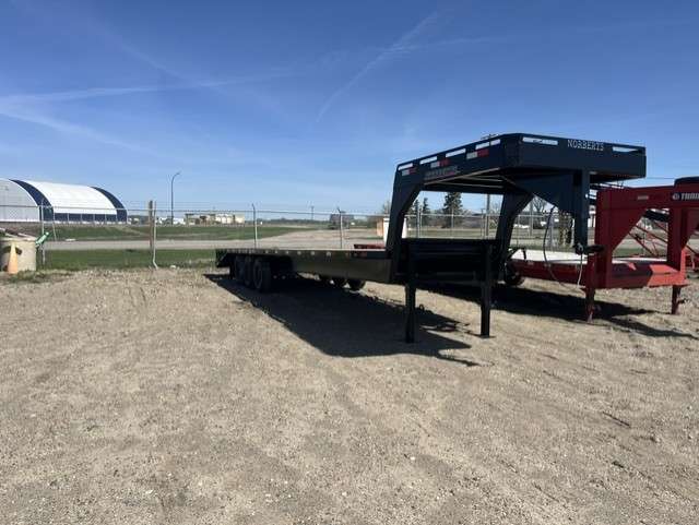 2026 Norbert 8'4" x 30' GN Beavertail Flat Deck Trailer