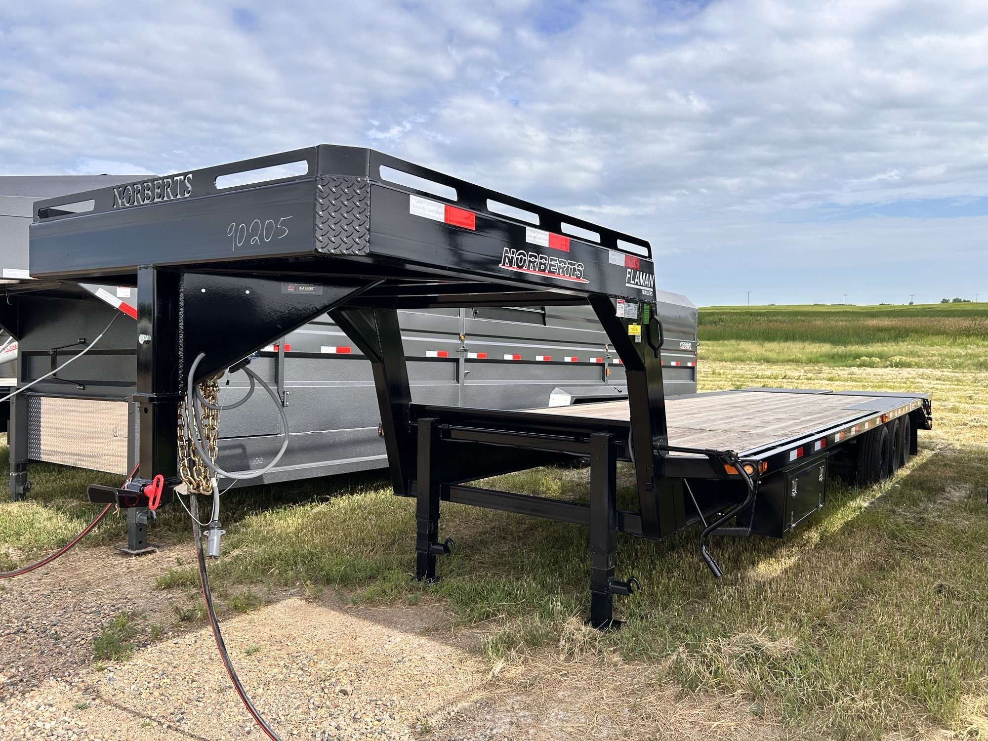 2026 Norbert 8'4" x 30' GN Beavertail Flat Deck Trailer