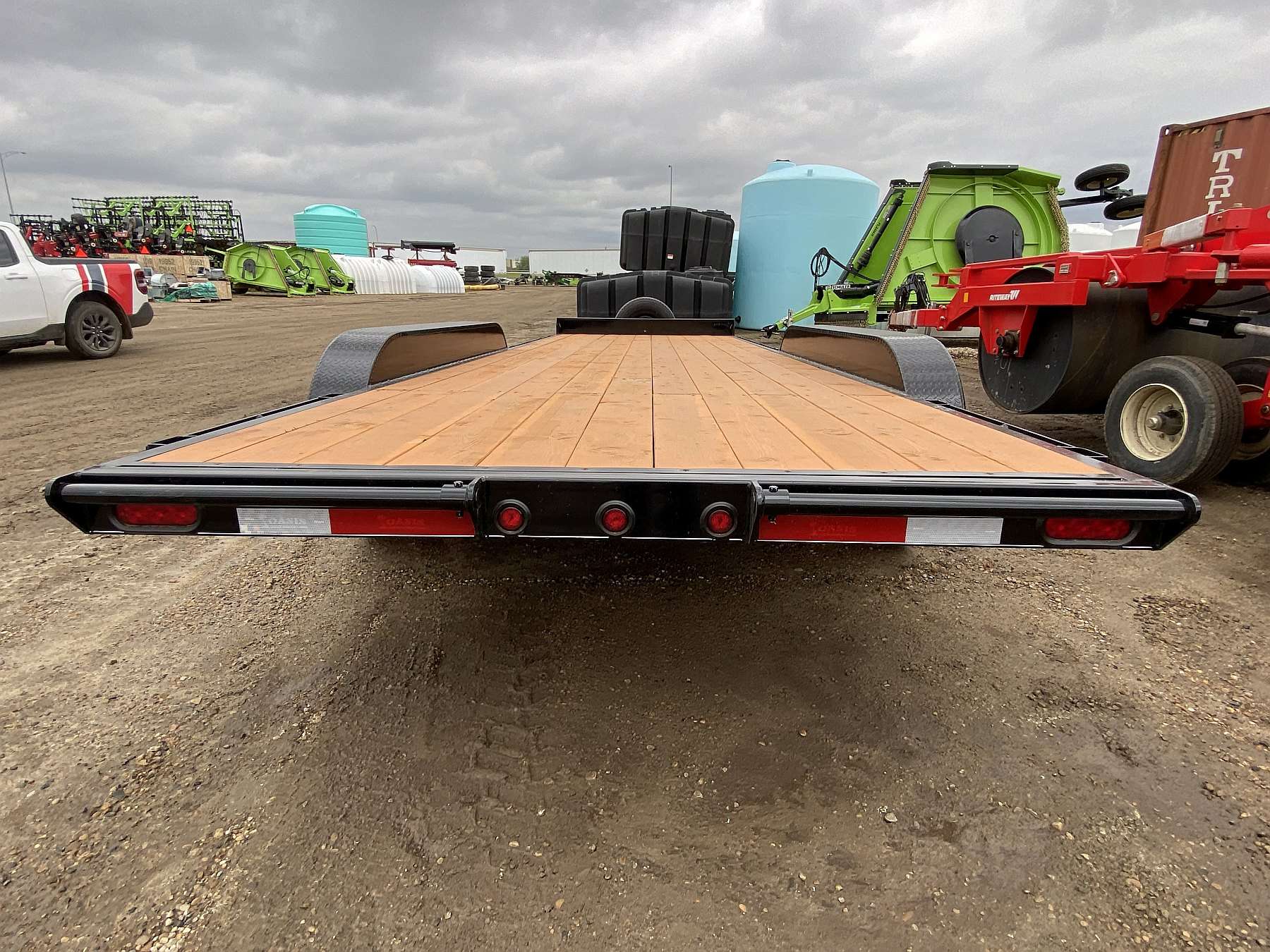 2026 Oasis 22' Tri-Axle Equipment Trailer
